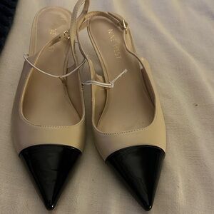 Nine West Beige and Black Pointed Slingback Heels